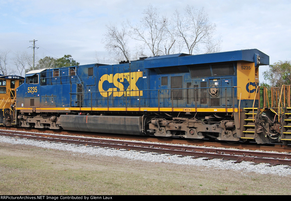 CSX 5235